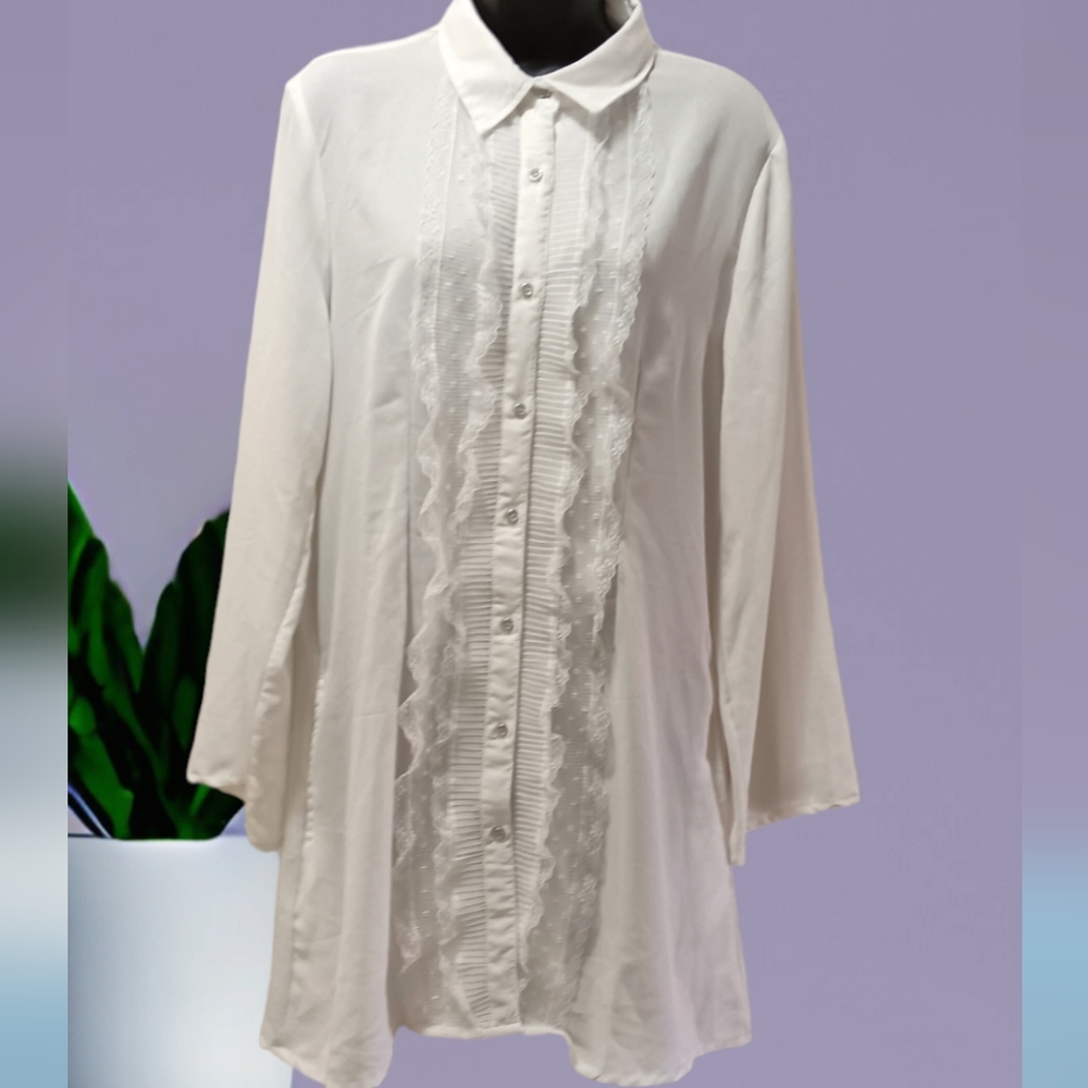 - EXTRA LONG LACE FRONT BUTTON BLOUSE BY EAST ESSENCE NWOT